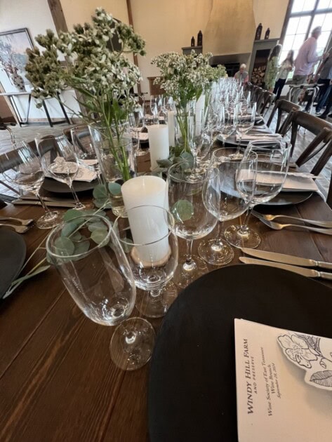 Table setting with greenery 