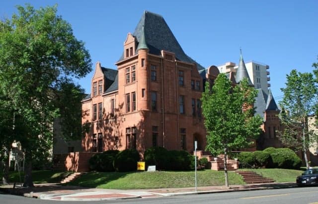 Haunted houses in Denver