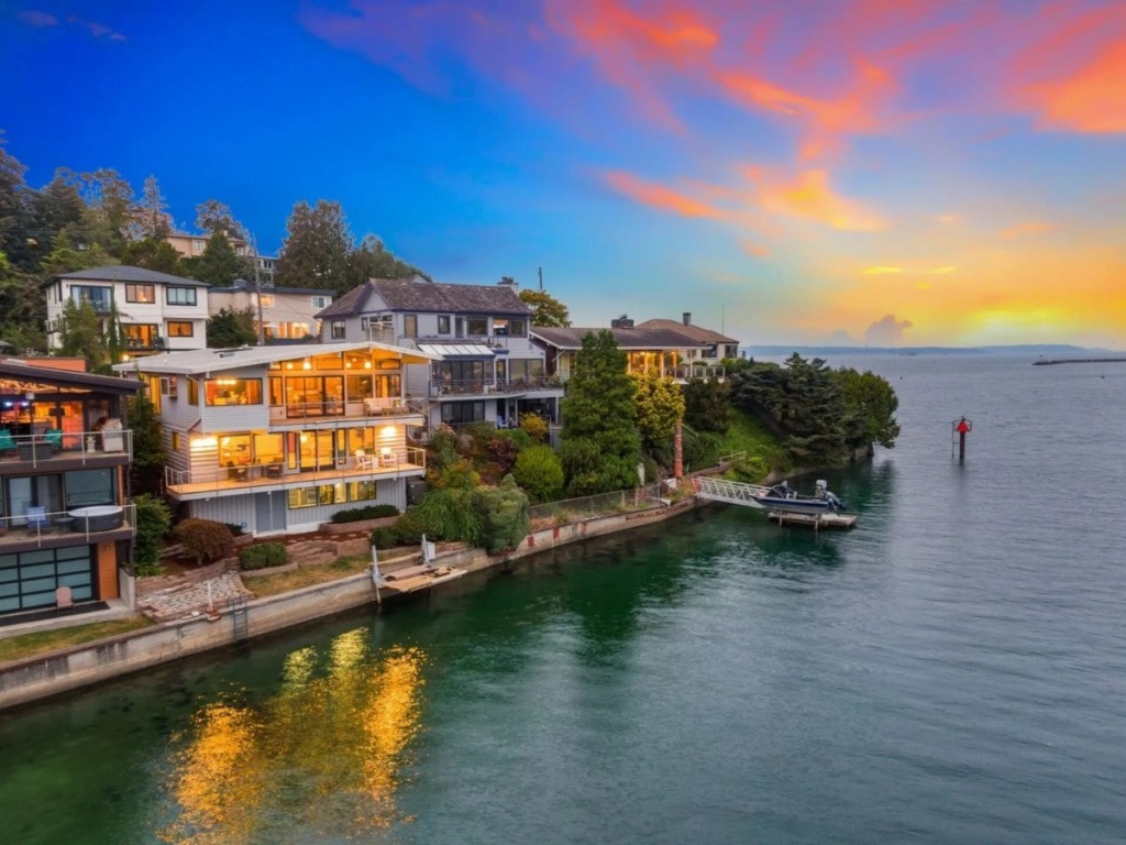 view from seattle waterfront home